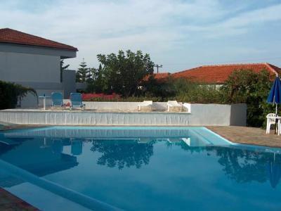 Sunningdale Hotel Agia Galini Exteriör bild